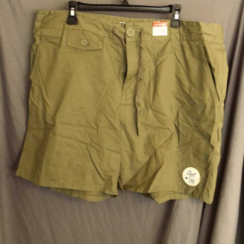 Old Navy Cotton Shorts, olive color, sz 20 NWT